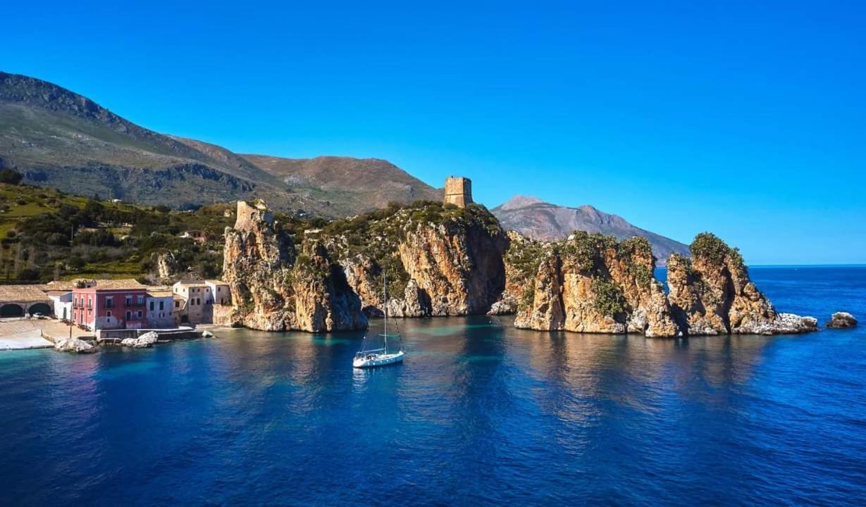 Casa Vacanze La Terrazza Sul Golfo Castellammare del Golfo Eksteriør billede