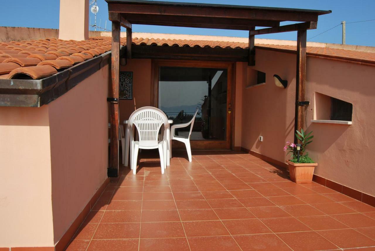 Casa Vacanze La Terrazza Sul Golfo Castellammare del Golfo Eksteriør billede