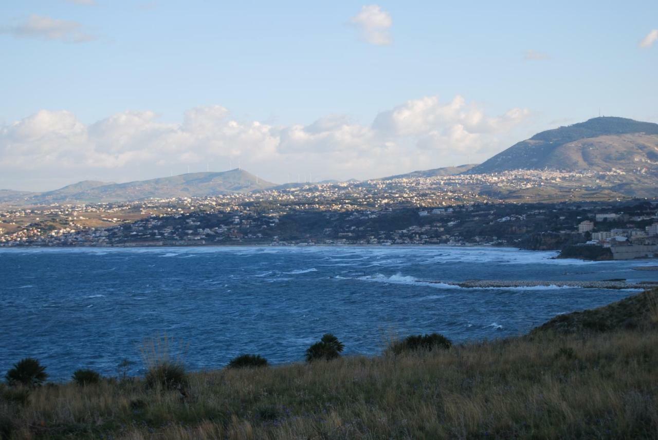 Casa Vacanze La Terrazza Sul Golfo Castellammare del Golfo Eksteriør billede
